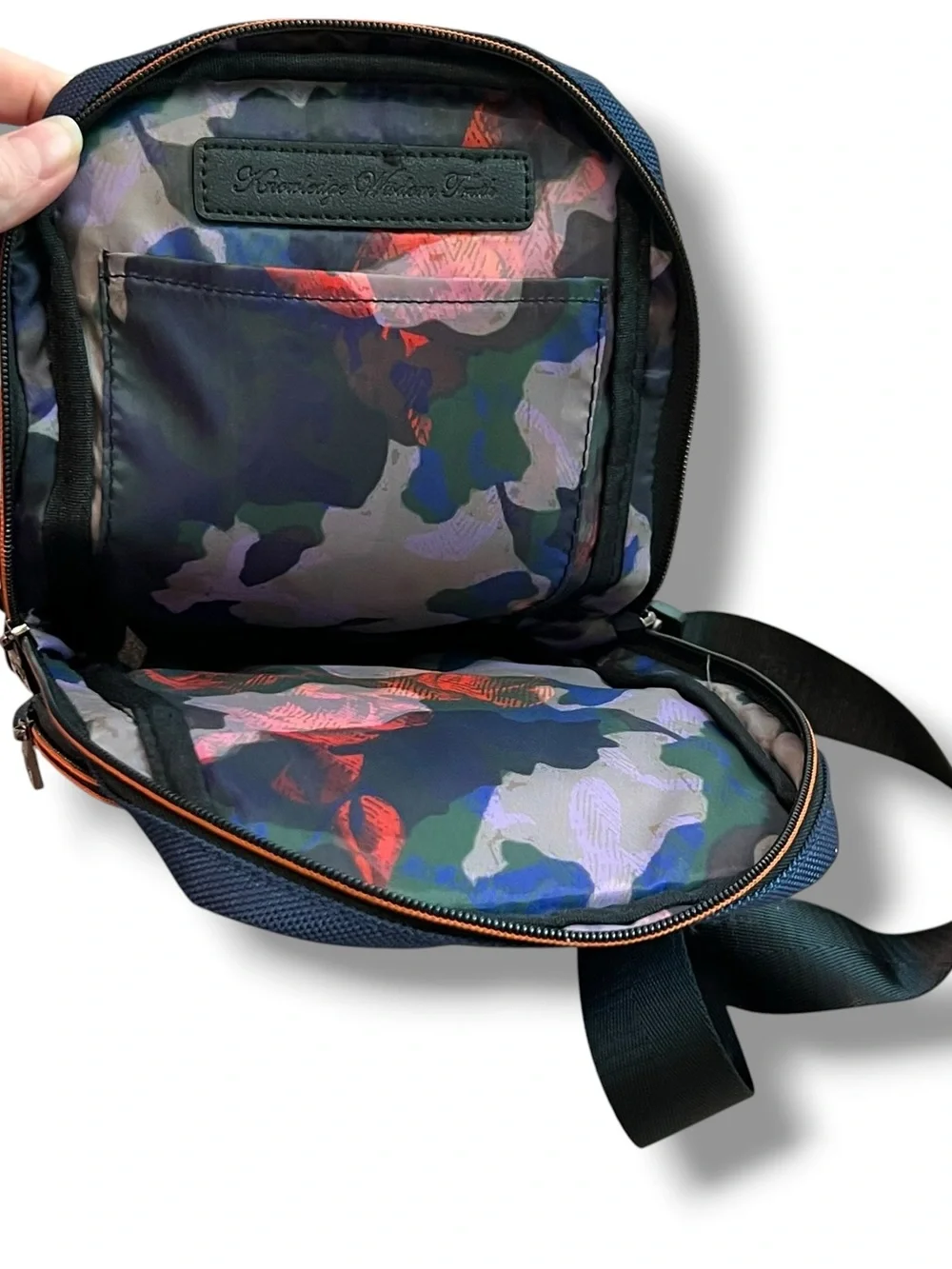 Robert Graham Randal Sling Bag Crossbody Messenger – Navy Blue Designer